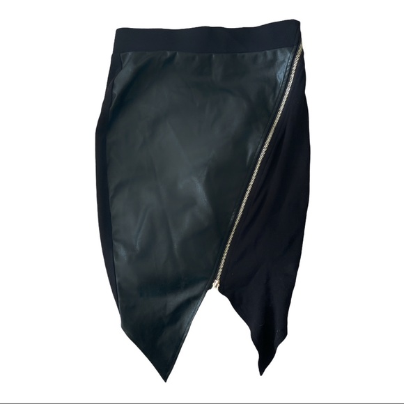 Faux-Leather Zip-Up Knee Length Skirt - Picture 1 of 3